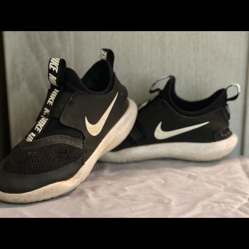 nike flex runner